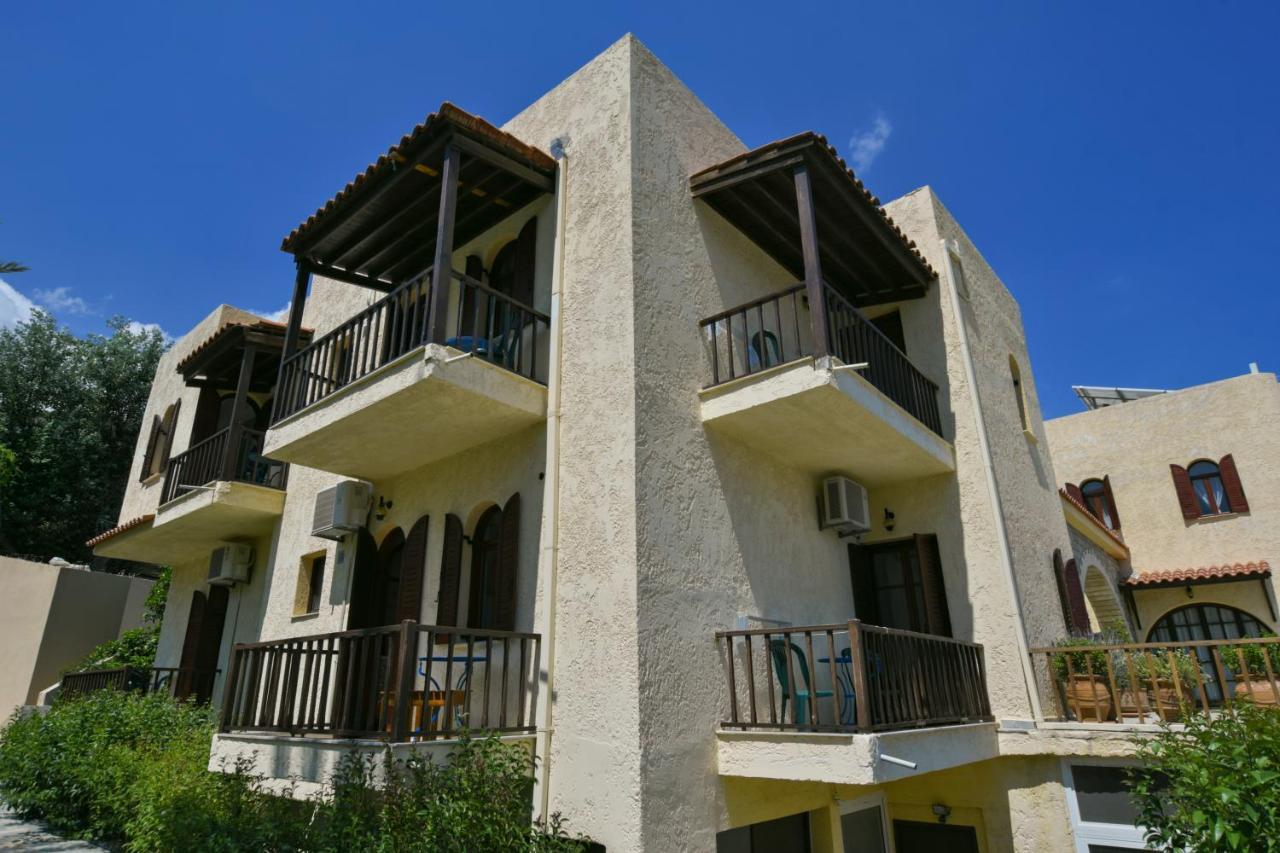 Galini Apartments 아클리아 외부 사진