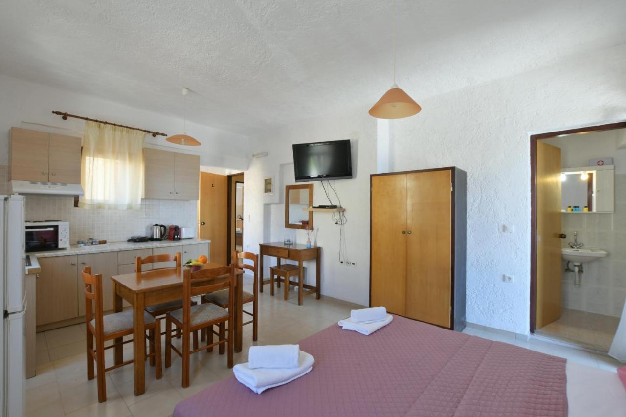 Galini Apartments 아클리아 외부 사진