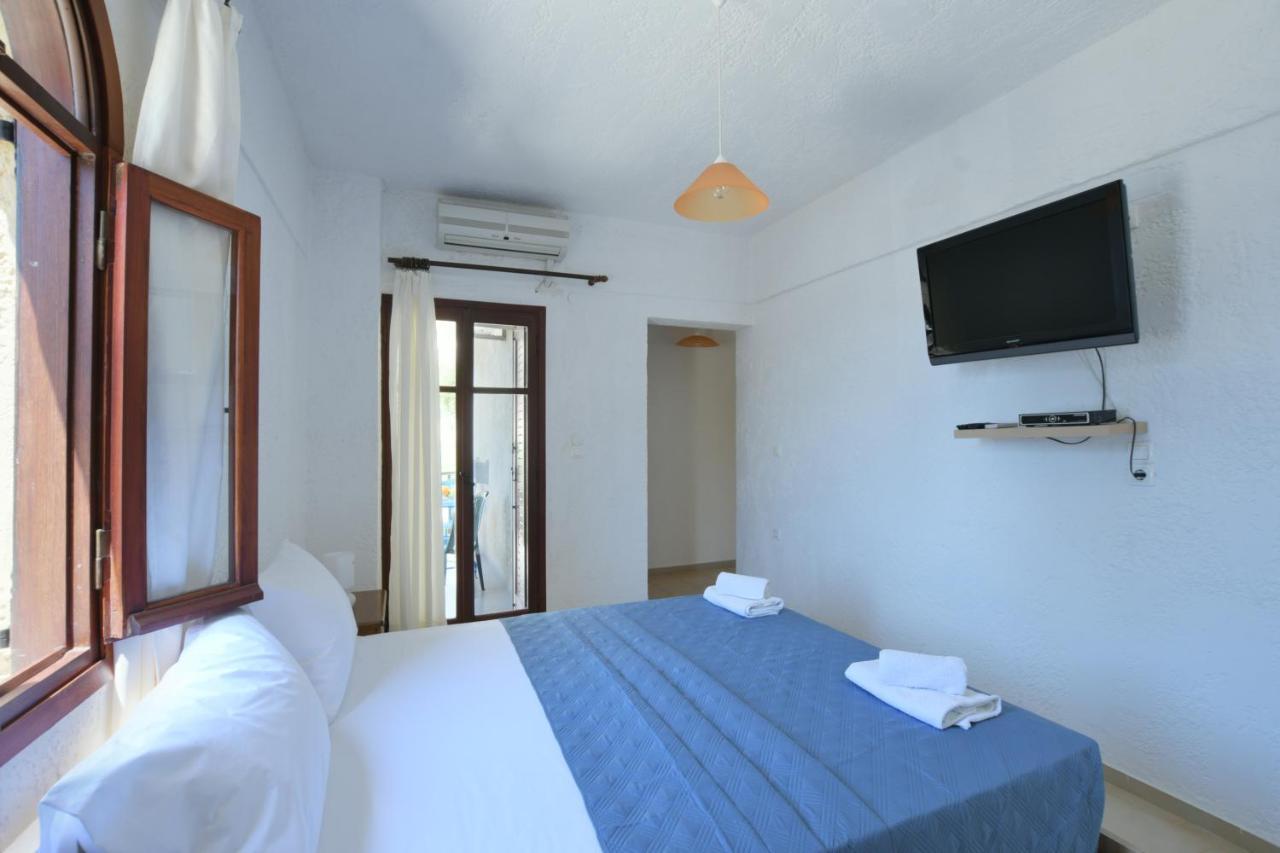 Galini Apartments 아클리아 외부 사진