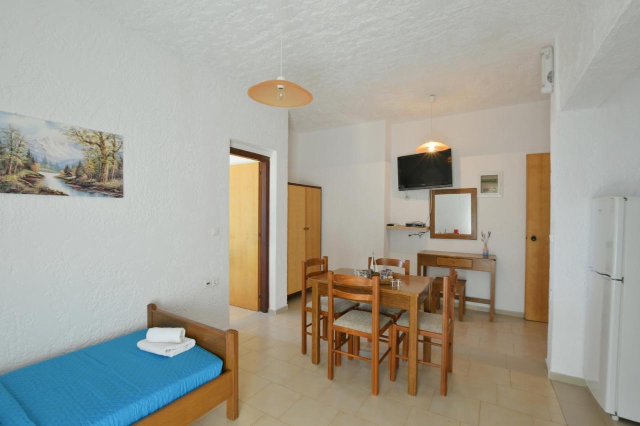 Galini Apartments 아클리아 외부 사진