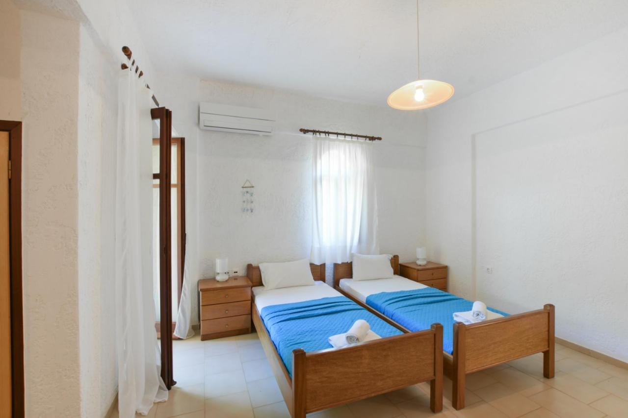 Galini Apartments 아클리아 외부 사진
