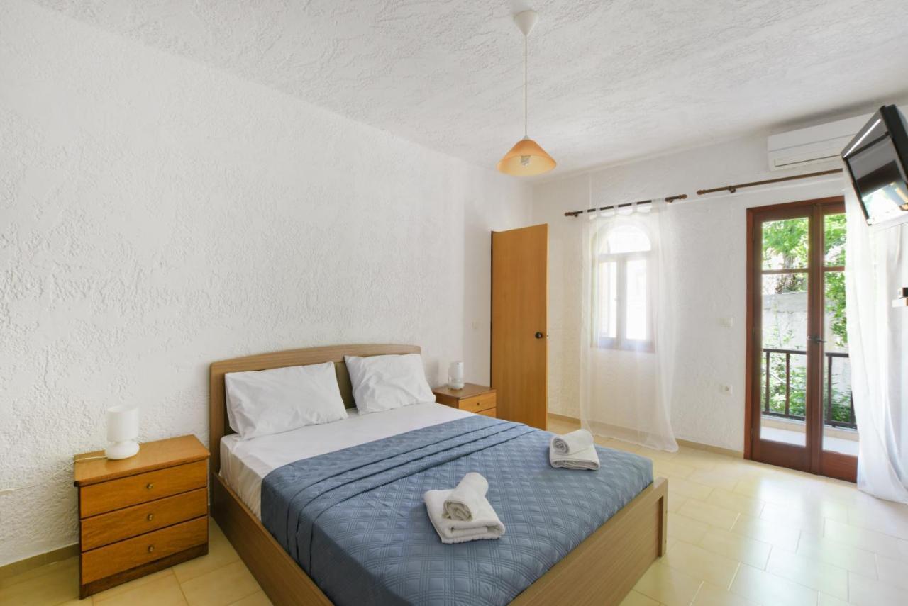 Galini Apartments 아클리아 외부 사진