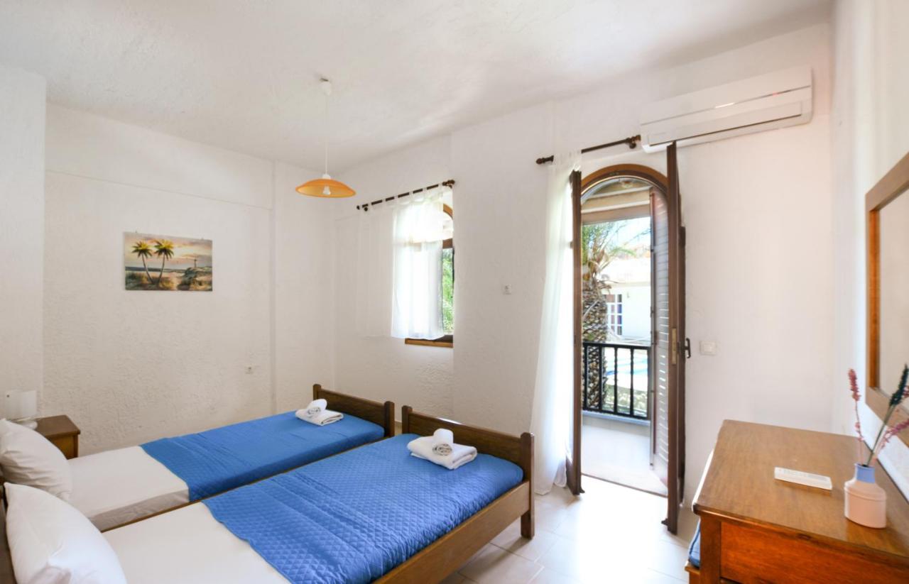 Galini Apartments 아클리아 외부 사진