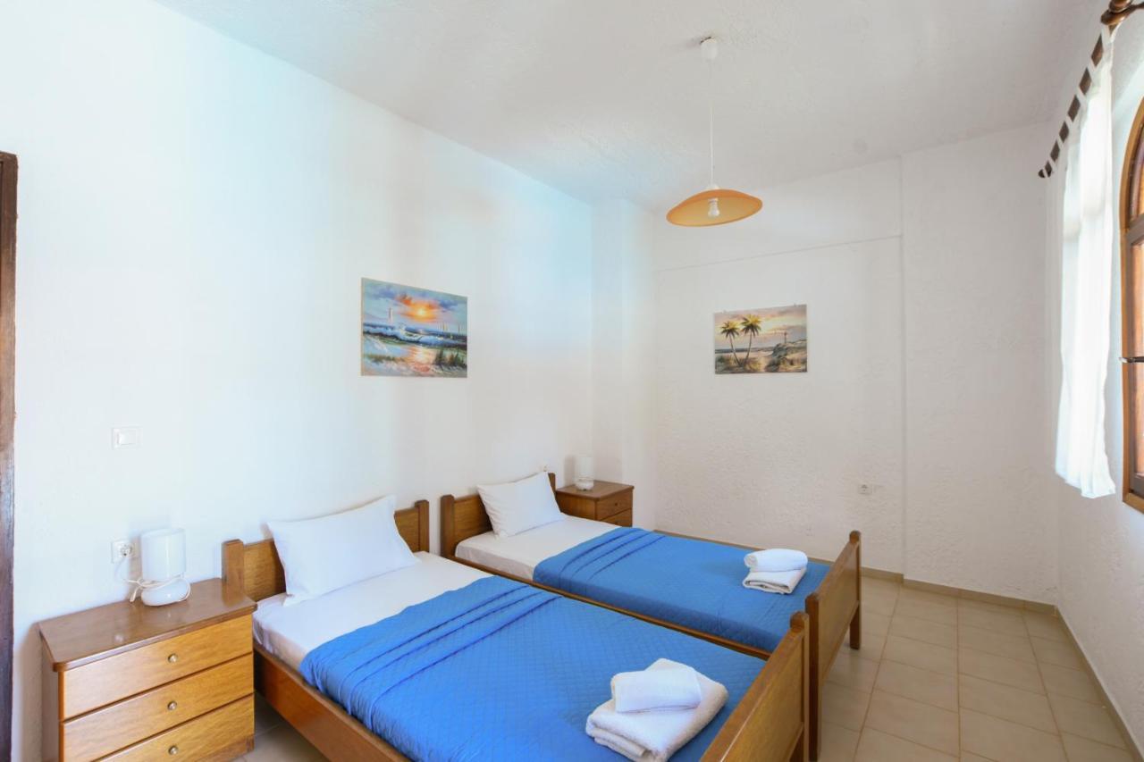 Galini Apartments 아클리아 외부 사진