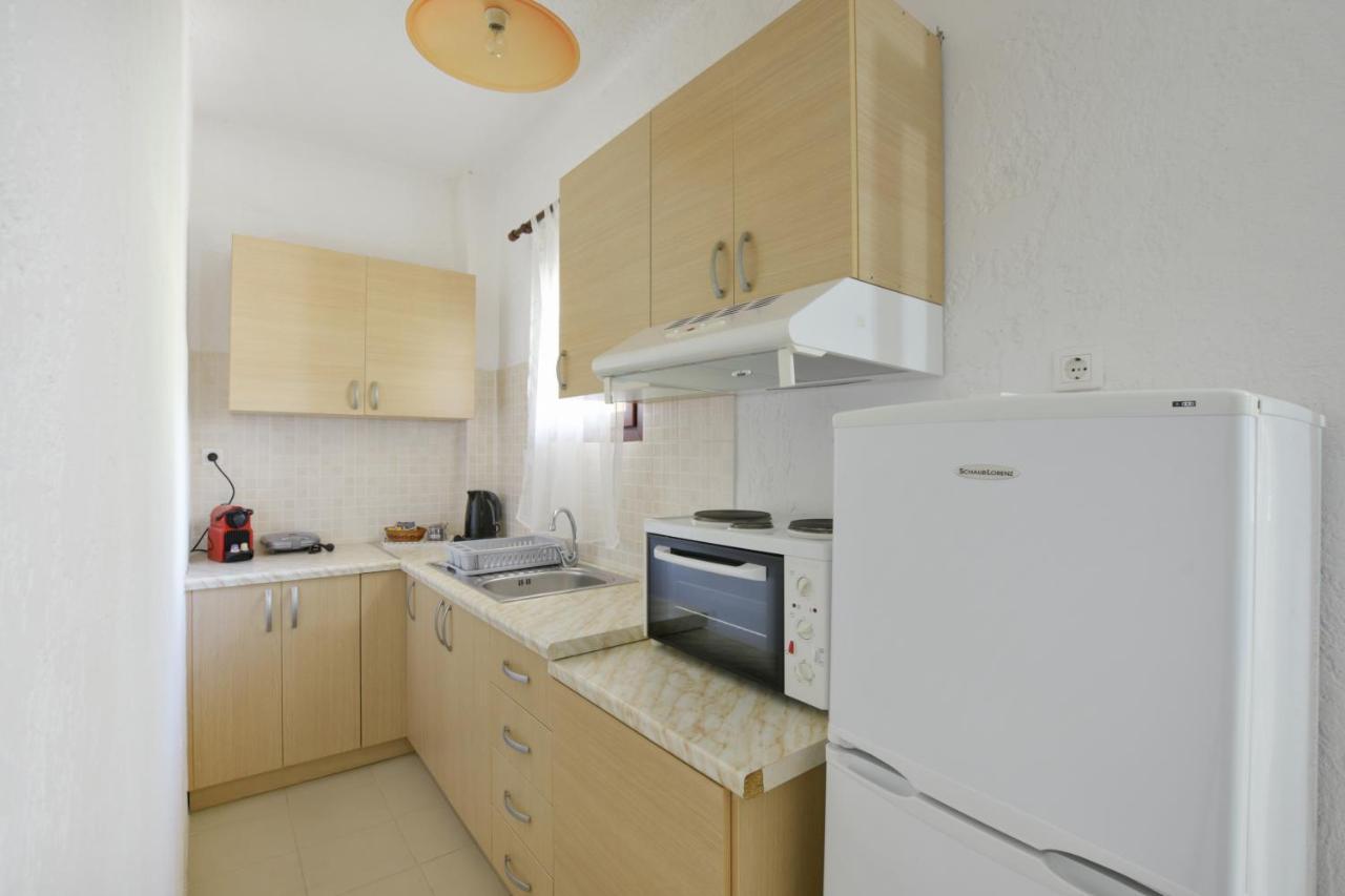 Galini Apartments 아클리아 외부 사진