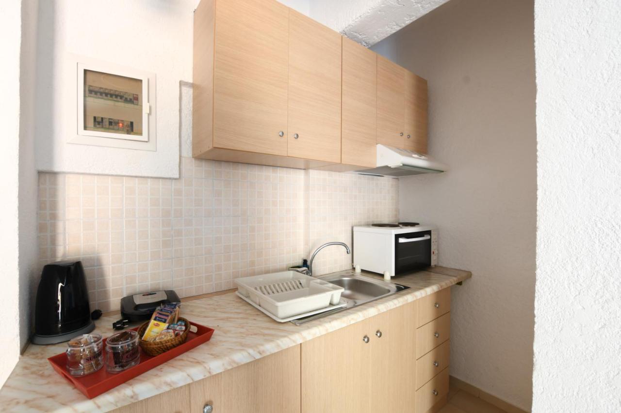 Galini Apartments 아클리아 외부 사진